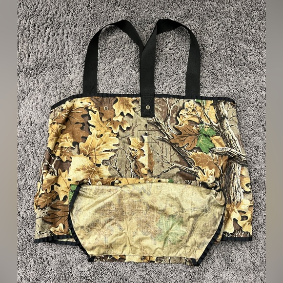 VTG Cabela's Duck Camo Hunting Vest USA Cargo Pockets Detachable Game Pouch XXL - Picture 7 of 9